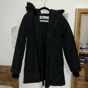 ARITZIA TNA HAVEN PARKA size S